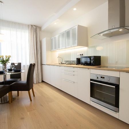 Krakovska Cr Apartments Прага Екстериор снимка