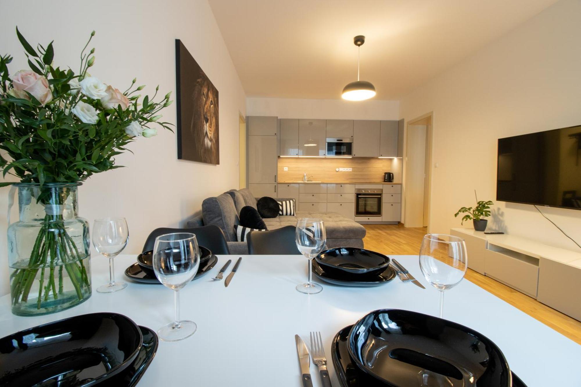 Krakovska Cr Apartments Прага Екстериор снимка