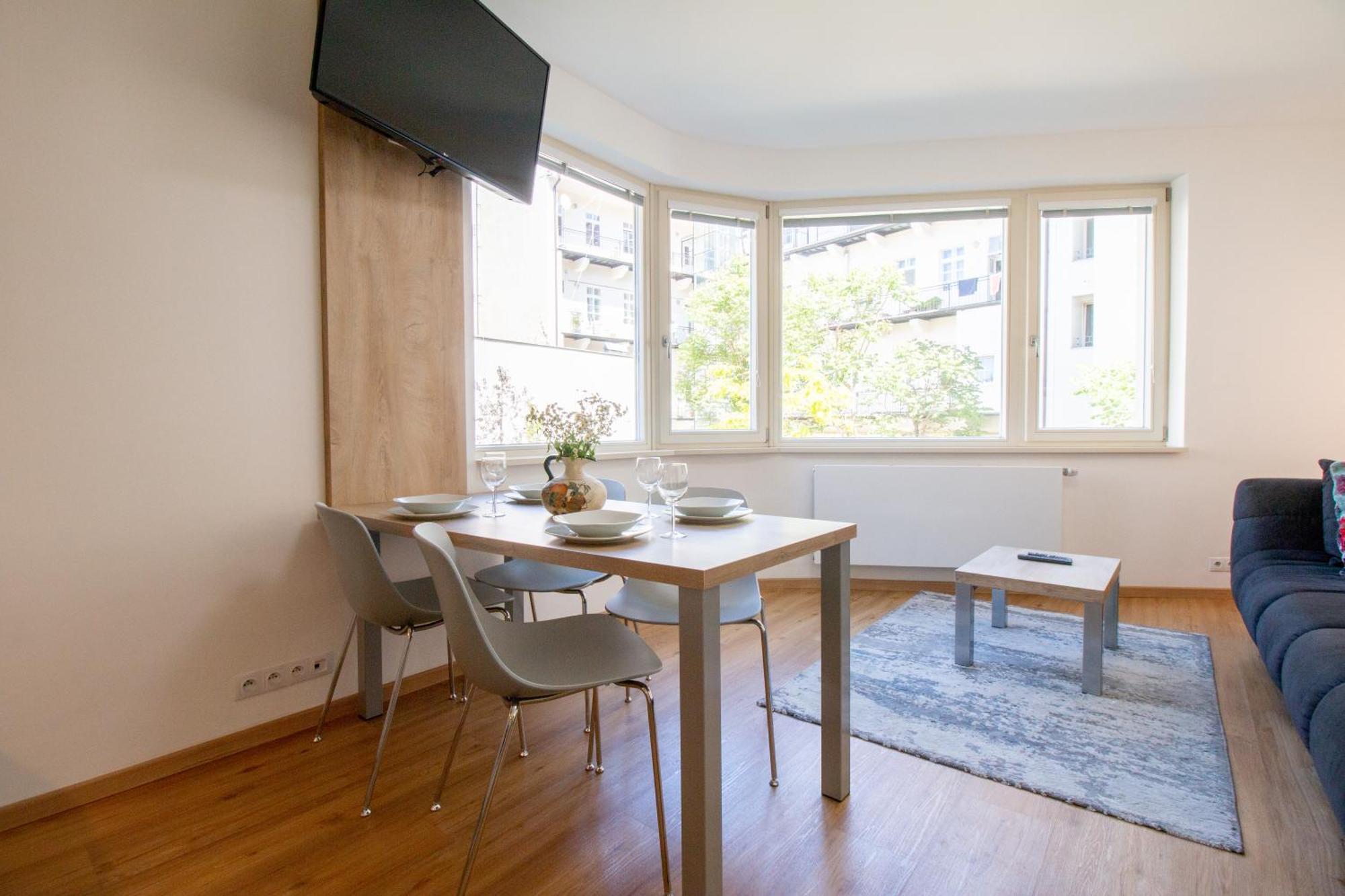 Krakovska Cr Apartments Прага Екстериор снимка