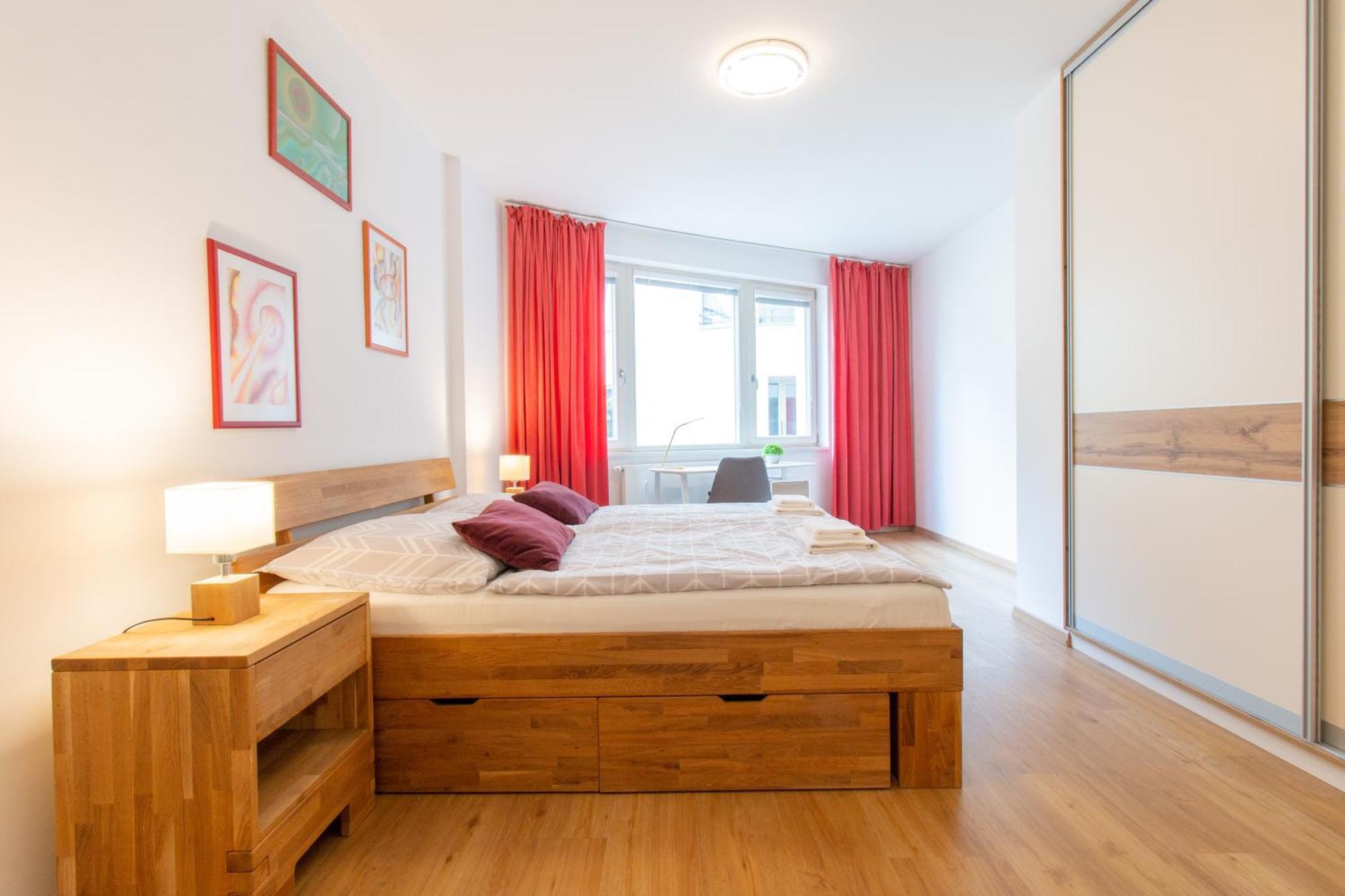 Krakovska Cr Apartments Прага Екстериор снимка
