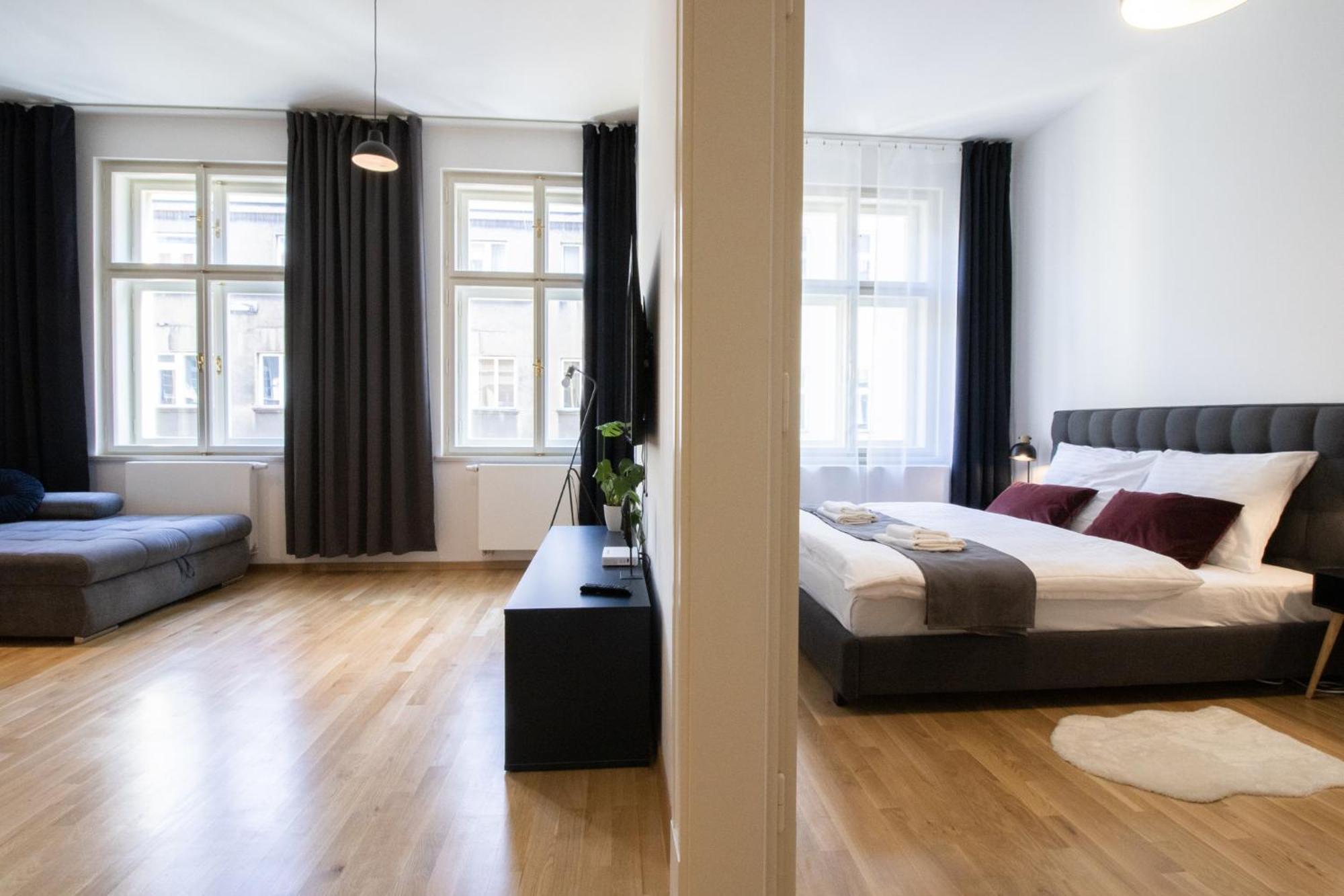 Krakovska Cr Apartments Прага Екстериор снимка