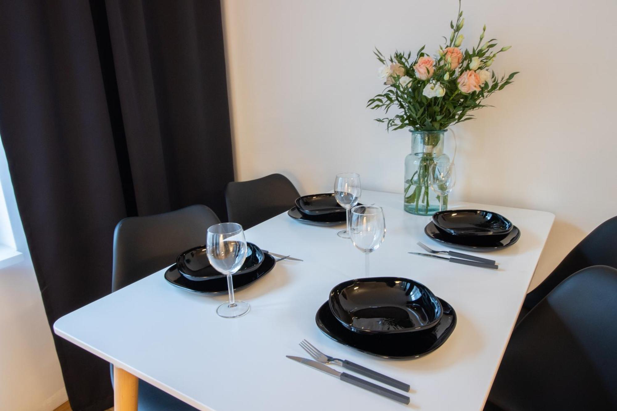 Krakovska Cr Apartments Прага Стая снимка