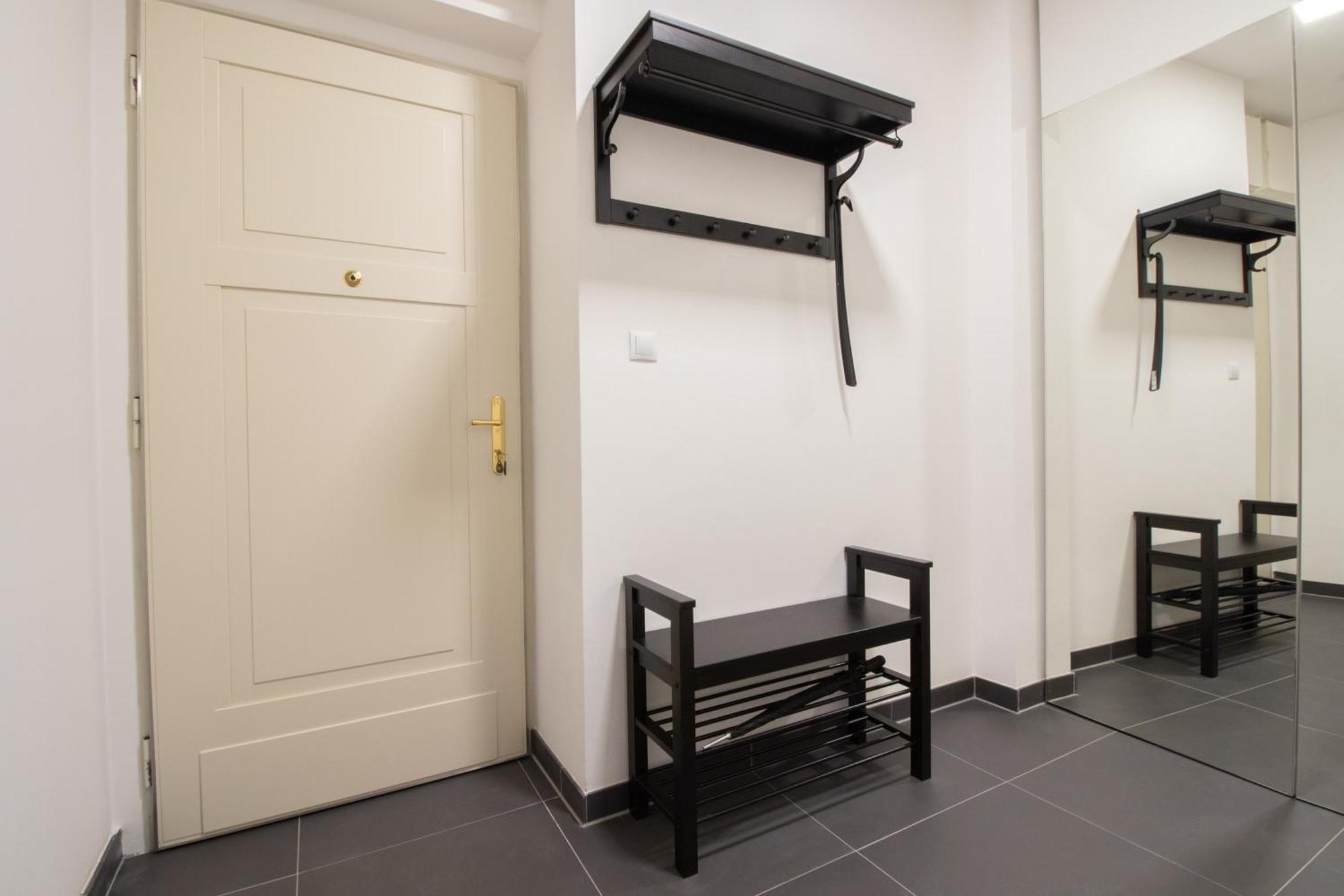 Krakovska Cr Apartments Прага Стая снимка