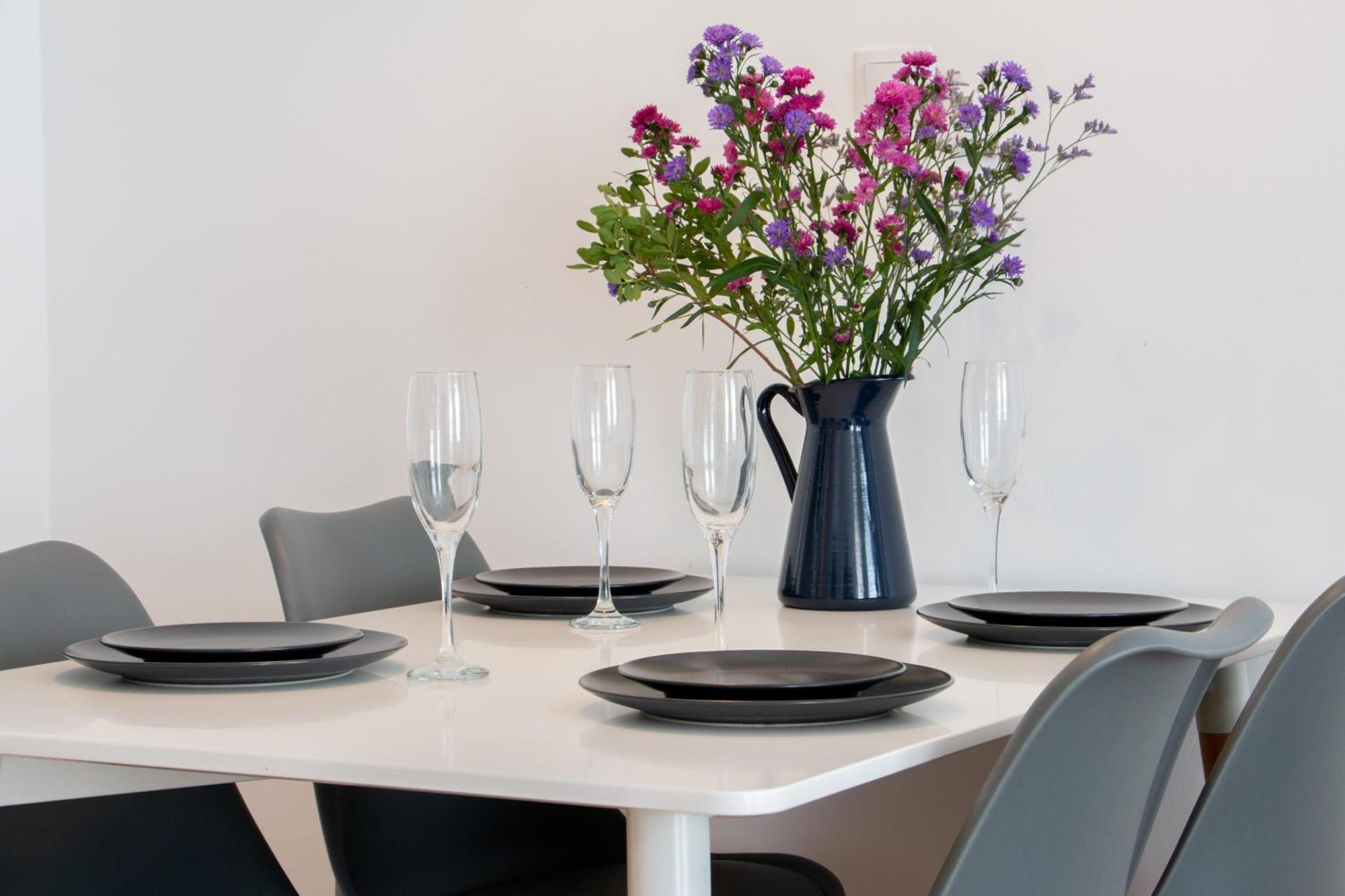 Krakovska Cr Apartments Прага Стая снимка